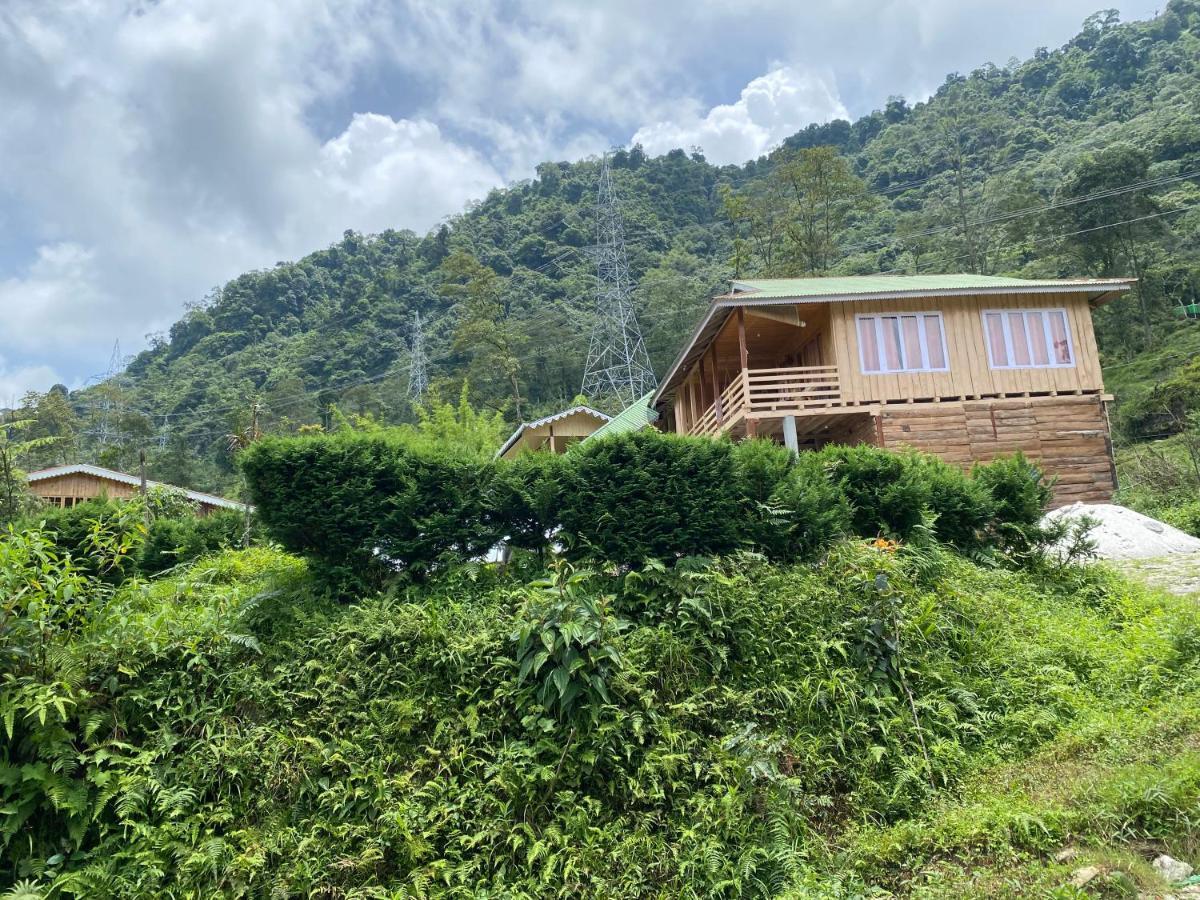 Log Cabin In The Woods Bed and Breakfast Gangtok Exteriör bild