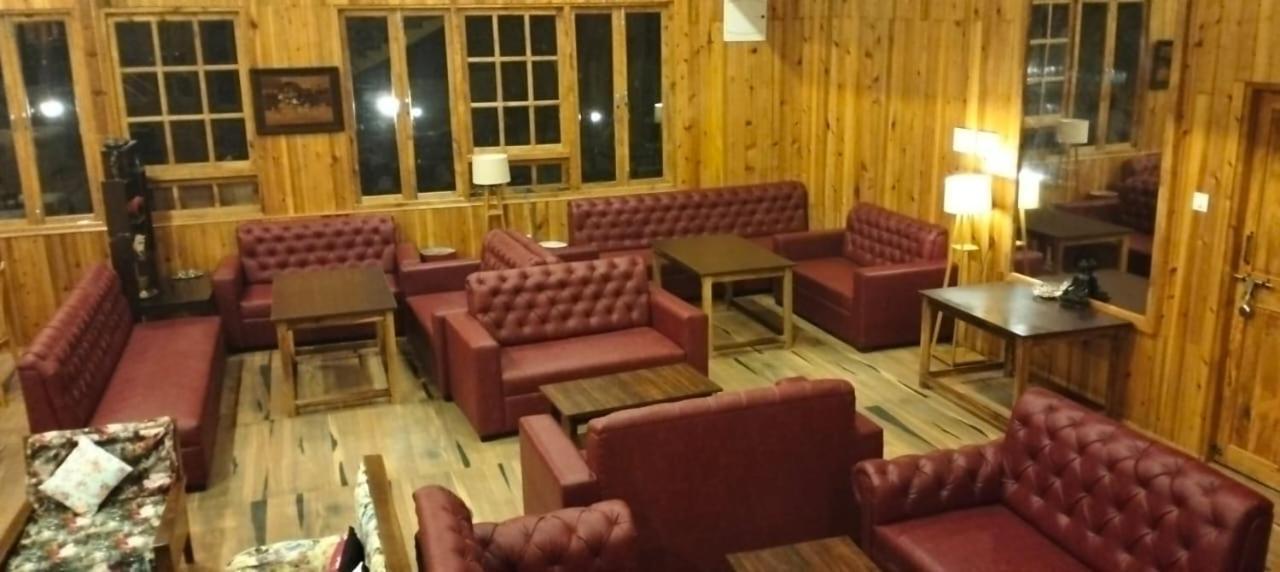 Log Cabin In The Woods Bed and Breakfast Gangtok Exteriör bild